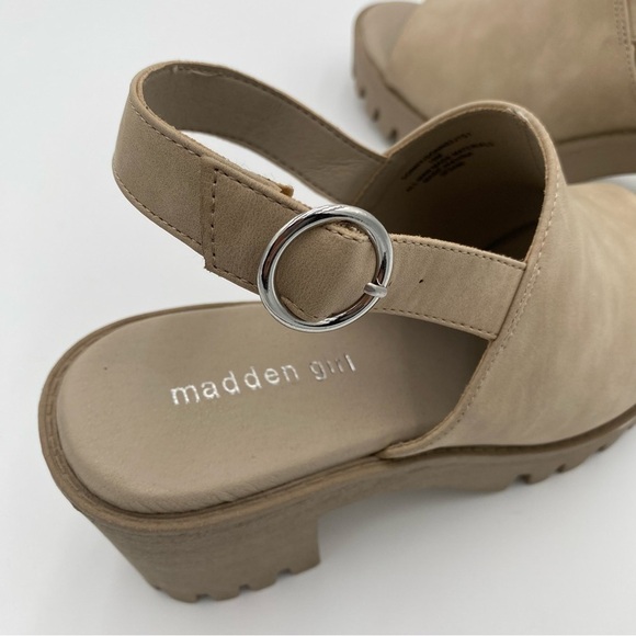 Madden Girl Sonny‎ Y2K Chunky Platform Heeled Slingback Sandals Size 10 NWOT - Picture 2 of 8